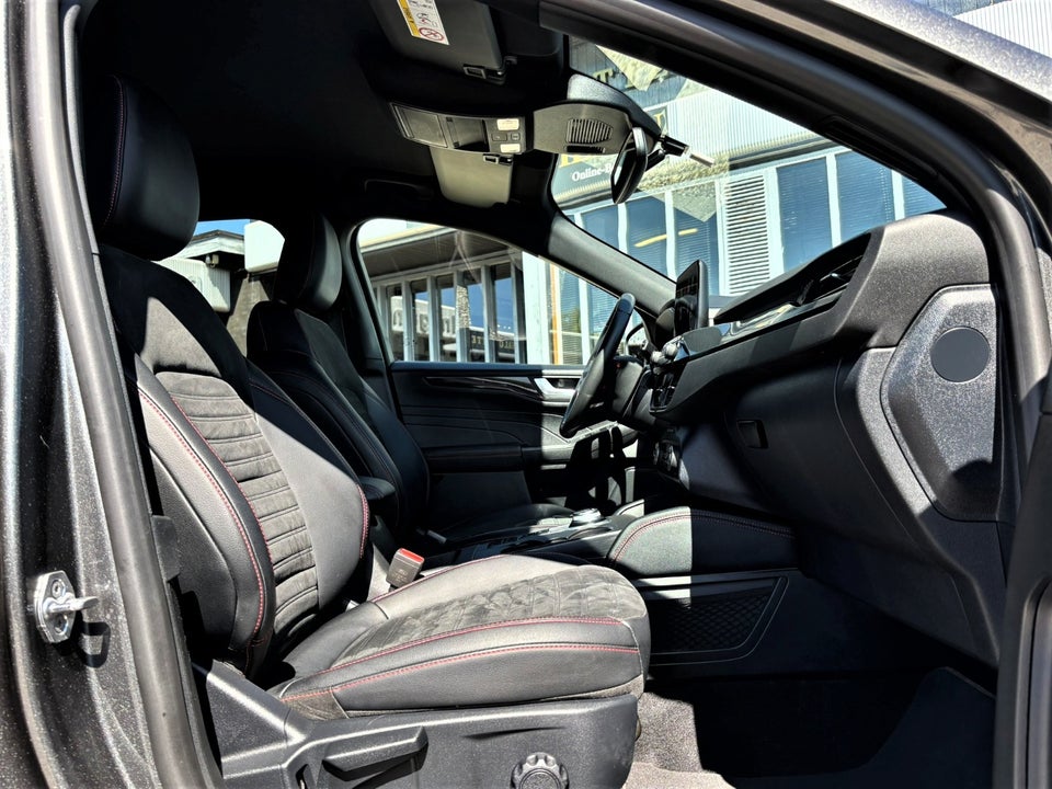 Ford Kuga 2,5 PHEV ST-Line X CVT 5d