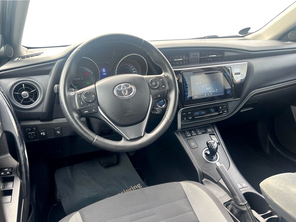 Toyota Auris 1,8 Hybrid H2 Touring Sports CVT 5d