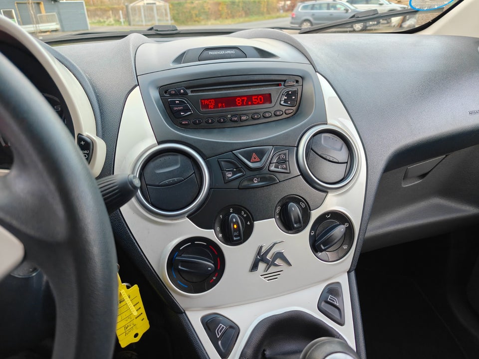 Ford Ka 1,2 Titanium 3d