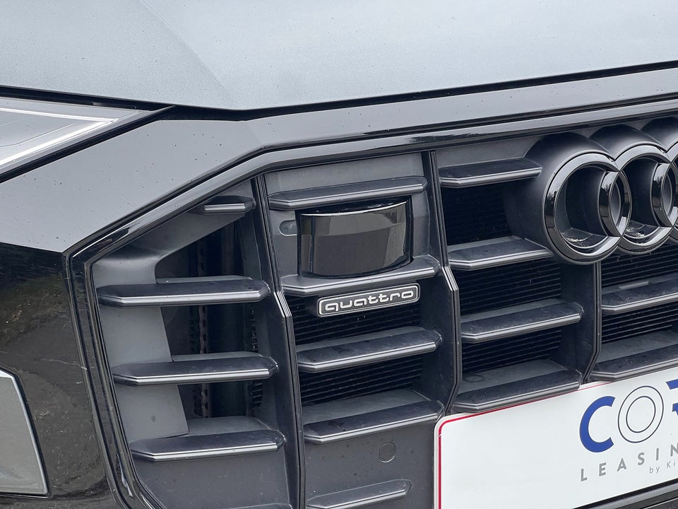 Audi Q8 50 TDi S-line quattro Tiptr. 5d