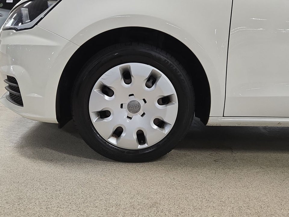 Audi A1 1,0 TFSi 95 Sportback 5d