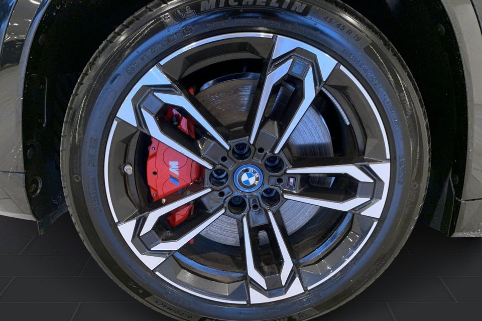 BMW iX1 eDrive20 M-Sport Pro 5d