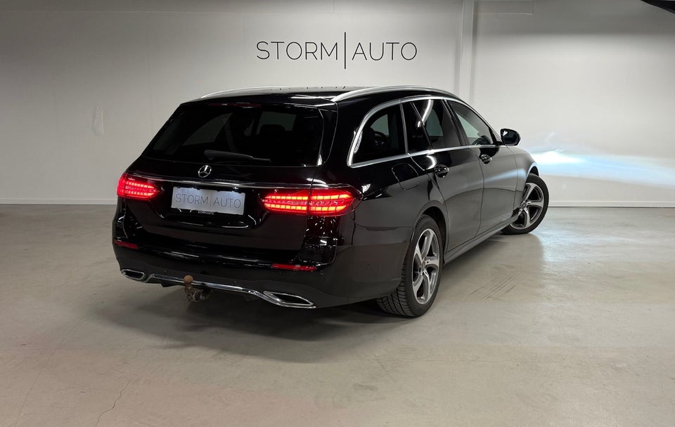 Mercedes E300 e 2,0 AMG Line stc. aut. 5d