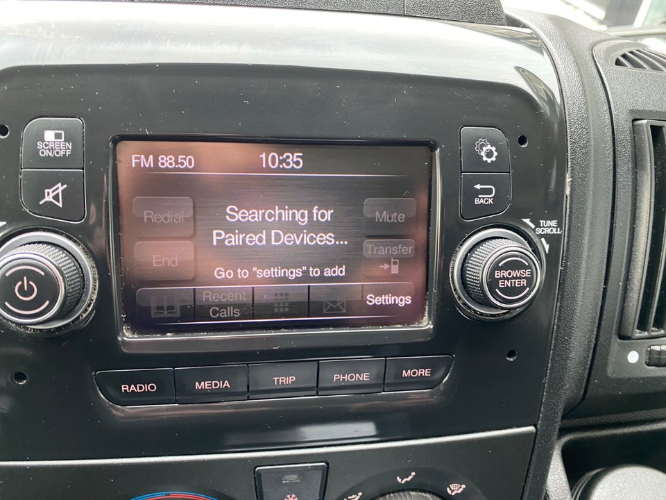 Peugeot Boxer 333 2,2 BlueHDi 140 L2H1 Premium