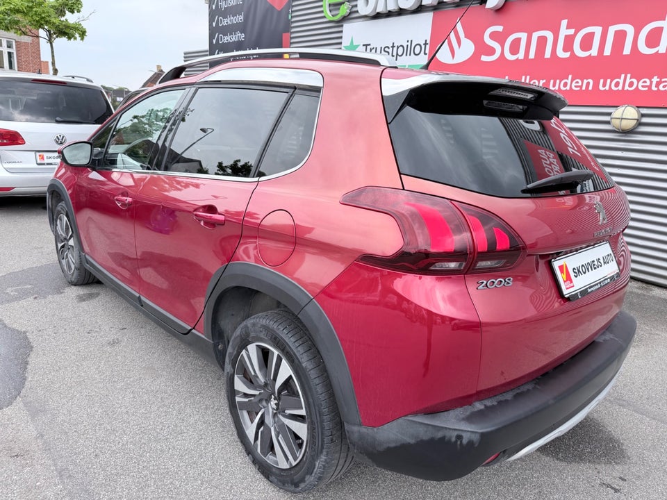 Peugeot 2008 1,6 BlueHDi 100 Allure Sky 5d