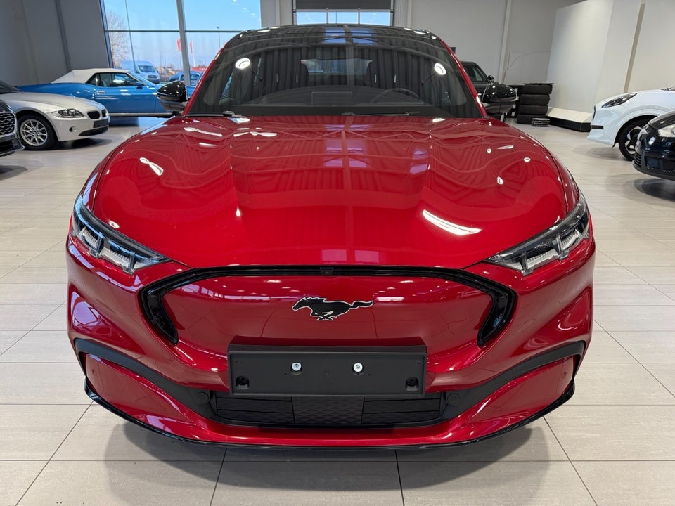 Ford Mustang Mach-E 98 Premium Extended Range AWD 5d