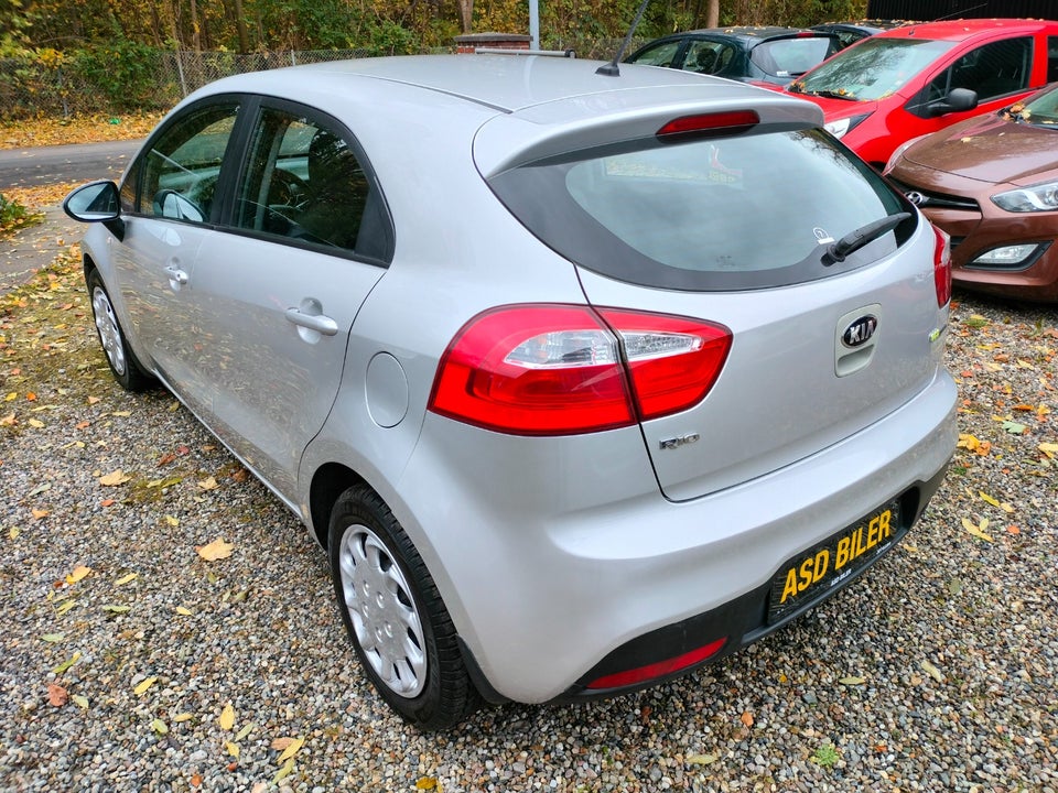 Kia Rio 1,1 CRDi 75 Comfort 5d