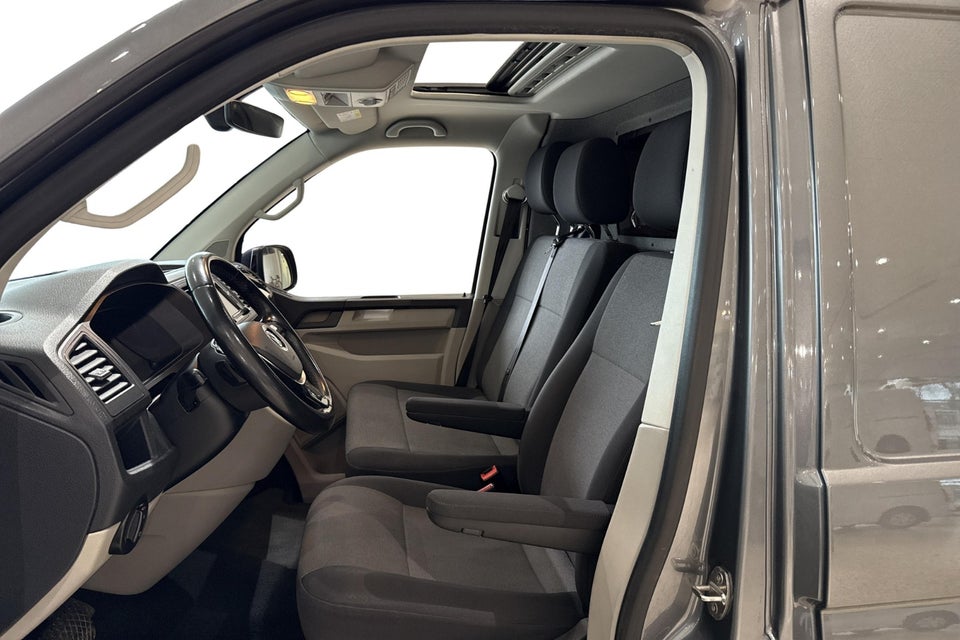 VW Transporter 2,0 TDi 204 Kassevogn DSG kort