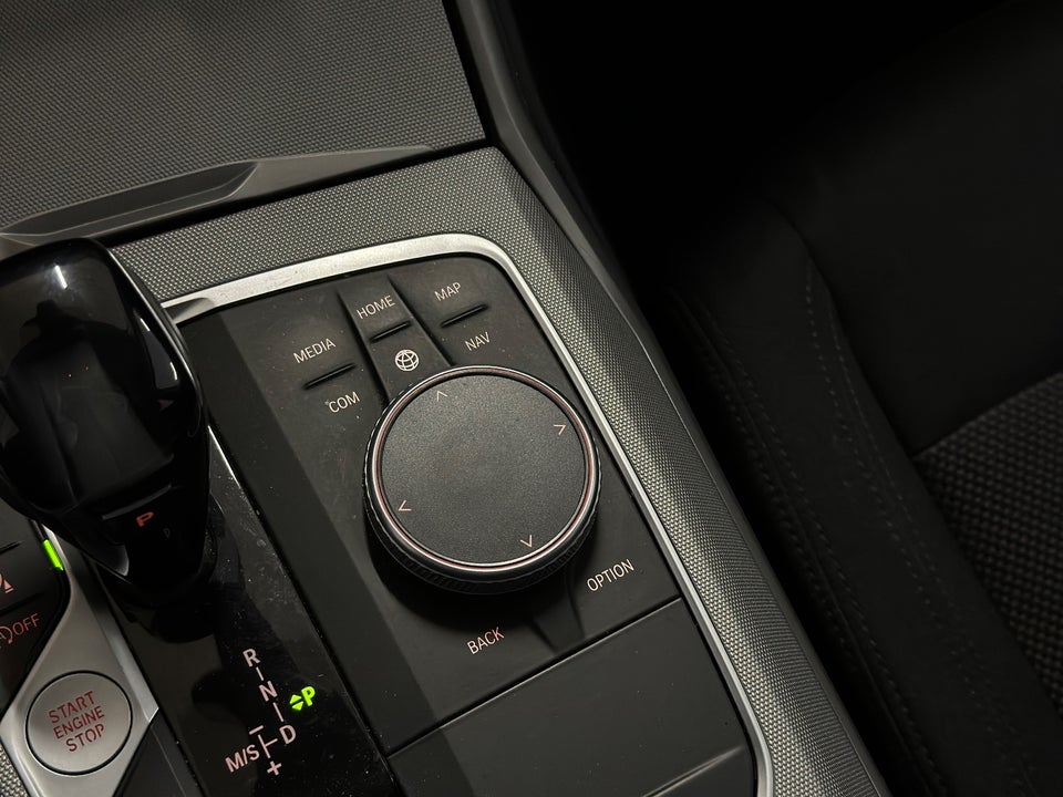 BMW 320d 2,0 Touring Advantage aut. 5d