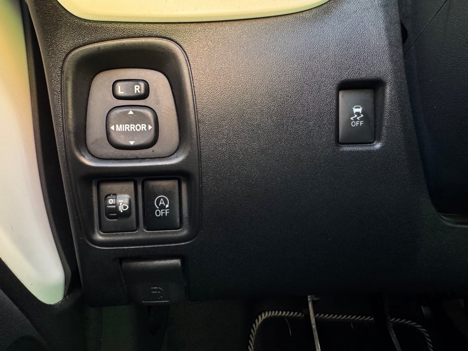Toyota Aygo 1,0 VVT-i x-wave Sky 5d