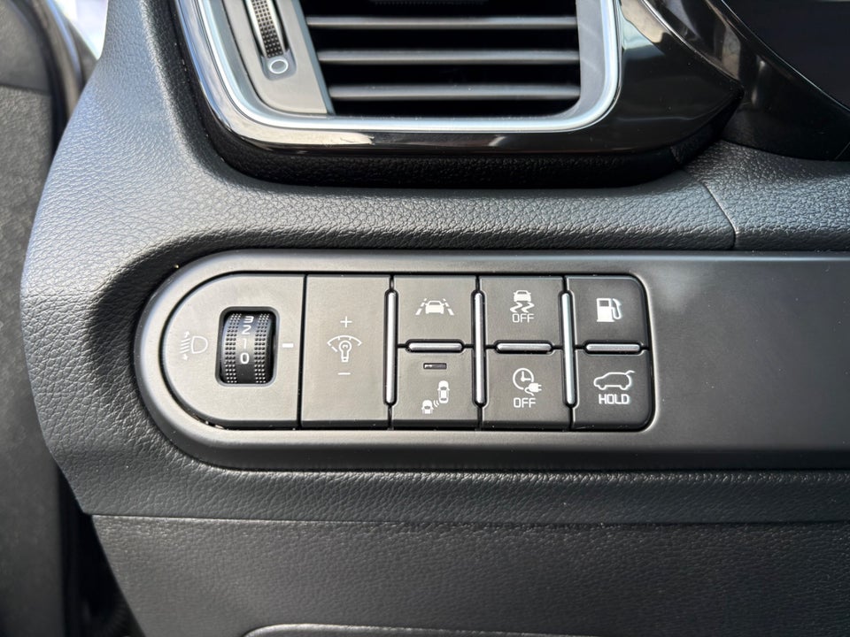 Kia Ceed 1,6 PHEV Upgrade SW DCT 5d