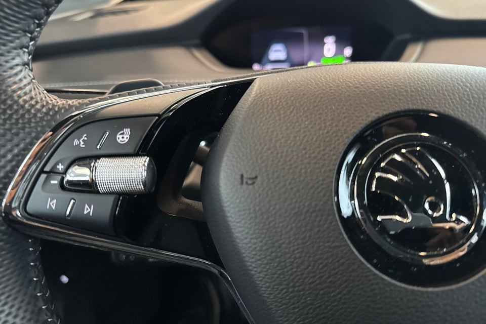 Skoda Enyaq 80x iV Sportline 5d