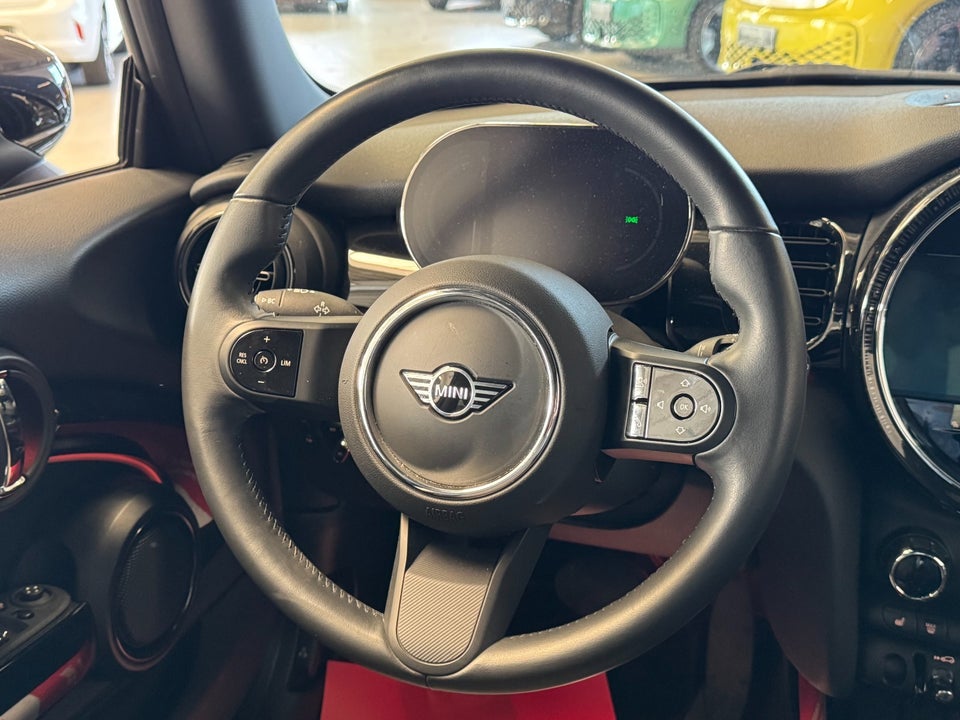 MINI Cooper SE Classic Trim 3d