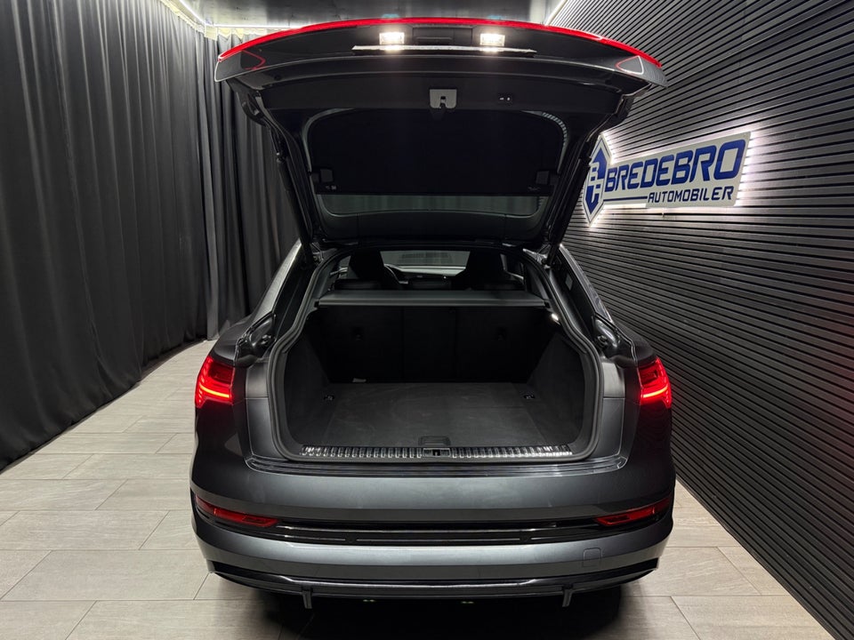 Audi e-tron 55 S-line Sportback quattro 5d