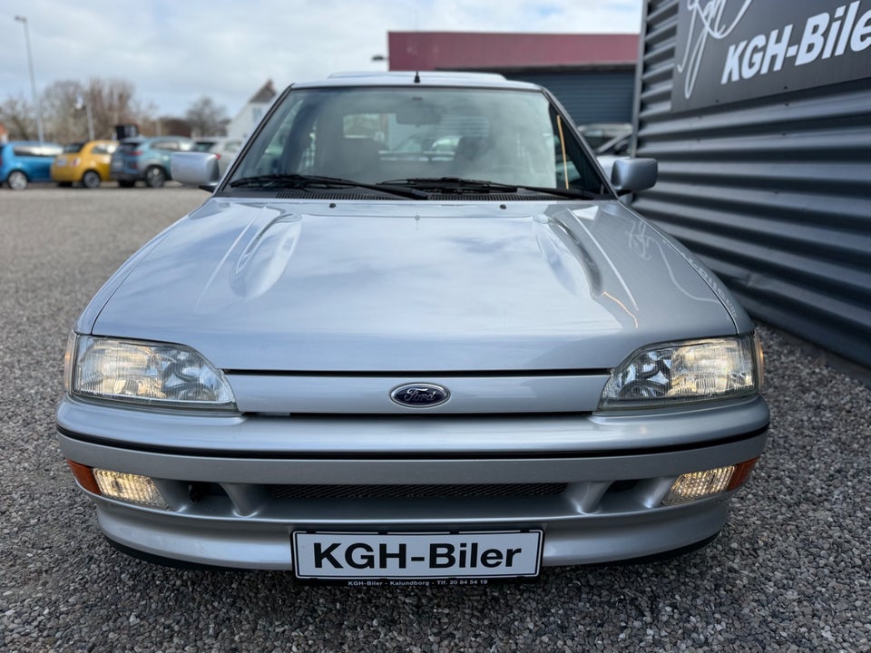 Ford Escort 2,0 RS2000 3d