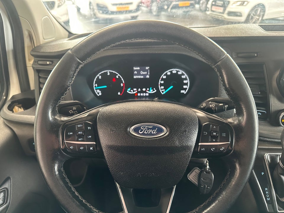 Ford Transit Custom 300 L2 2,0 TDCi 130 Trend aut.