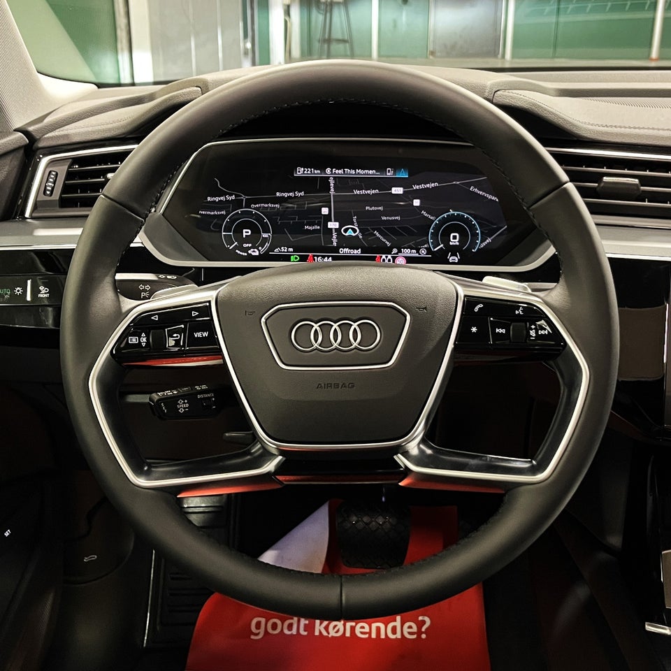 Audi e-tron 55 Advanced quattro 5d