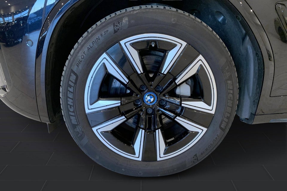 BMW iX3 Charged M-Sport 5d