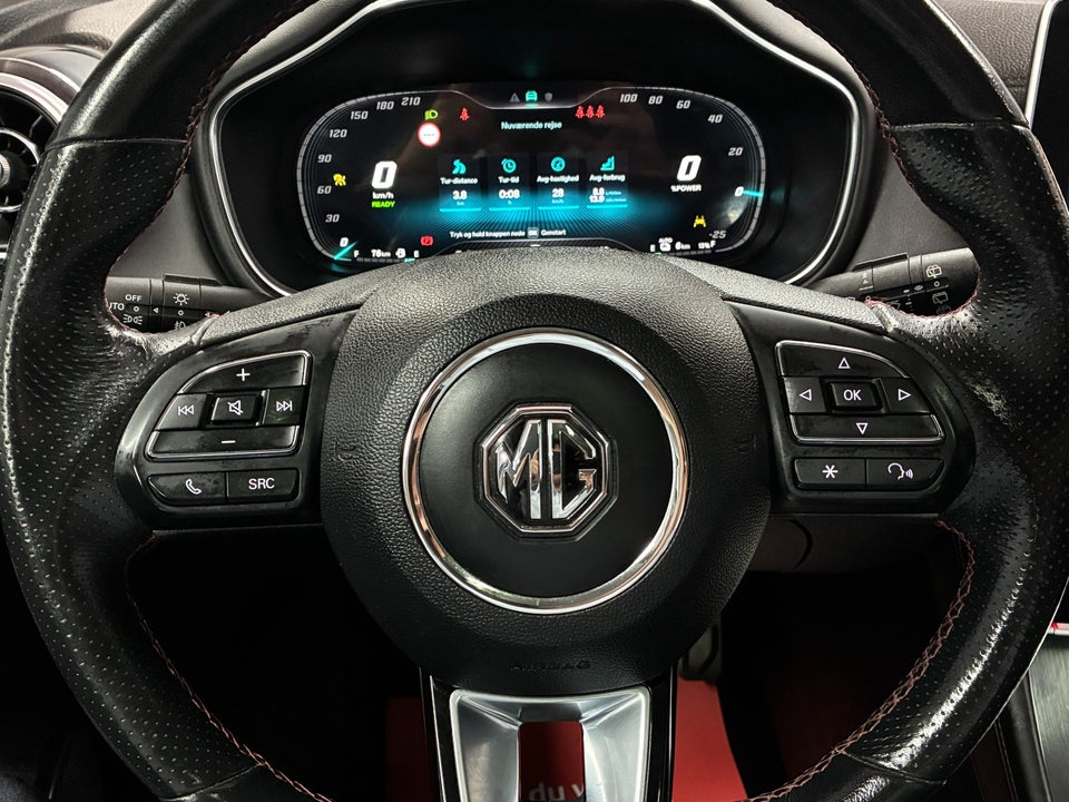 MG EHS 1,5 PHEV Luxury 5d