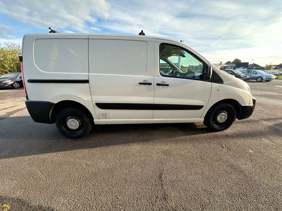 Toyota ProAce 2,0 D 128 T2 L1H1 4d