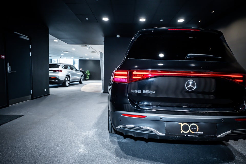 Mercedes EQB250+ AMG Premium 5d