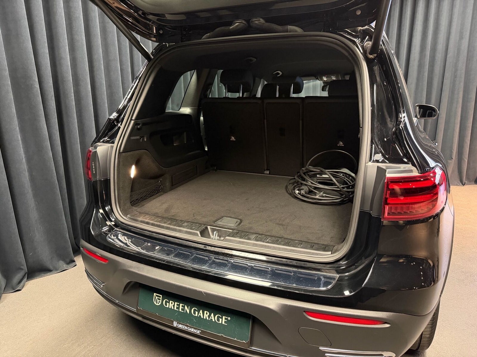 Mercedes EQB250+ Progressive 5d