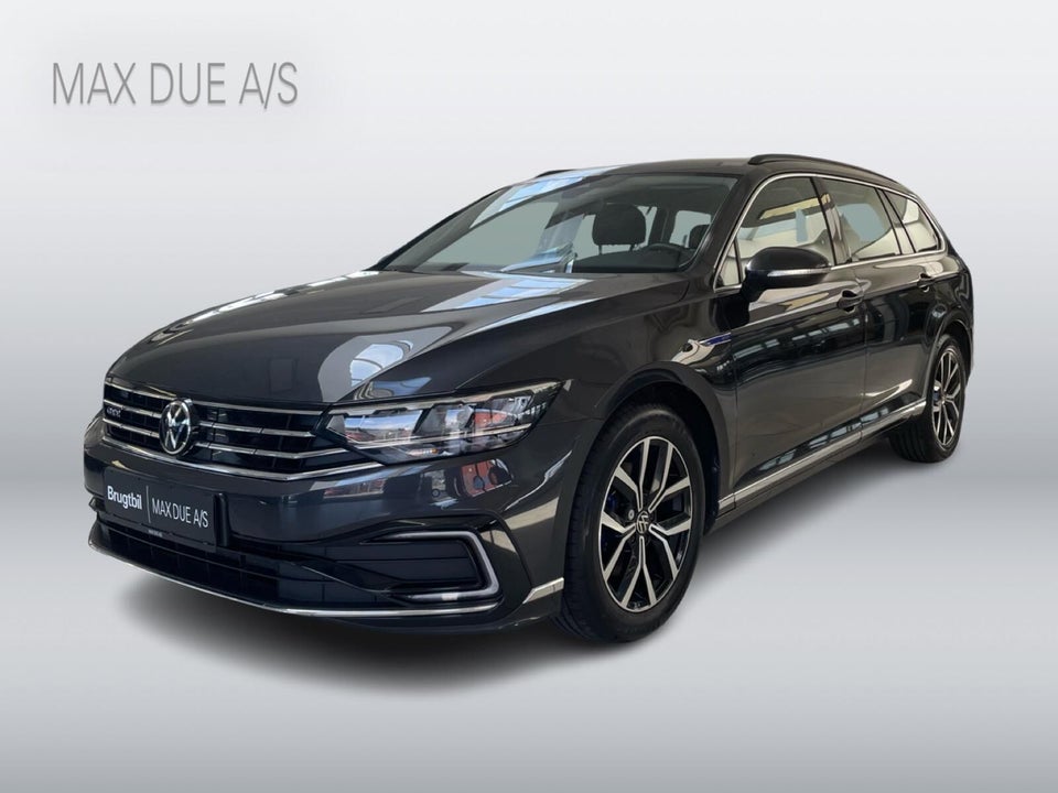 VW Passat 1,4 GTE High DSG 4d