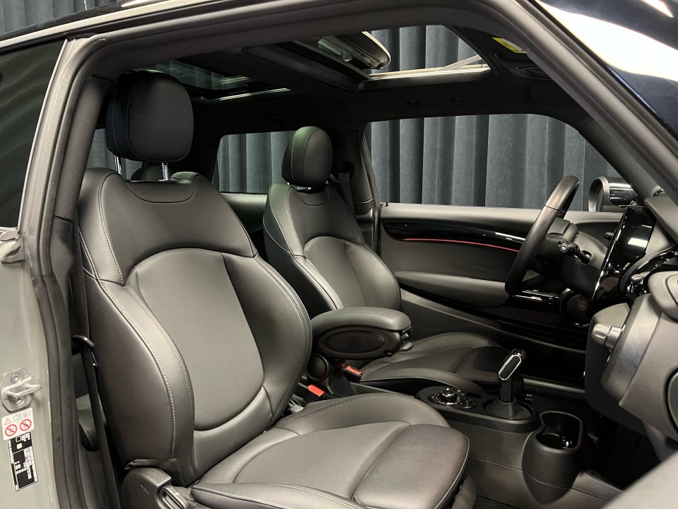 MINI Cooper SE Edition Premium Plus 3d