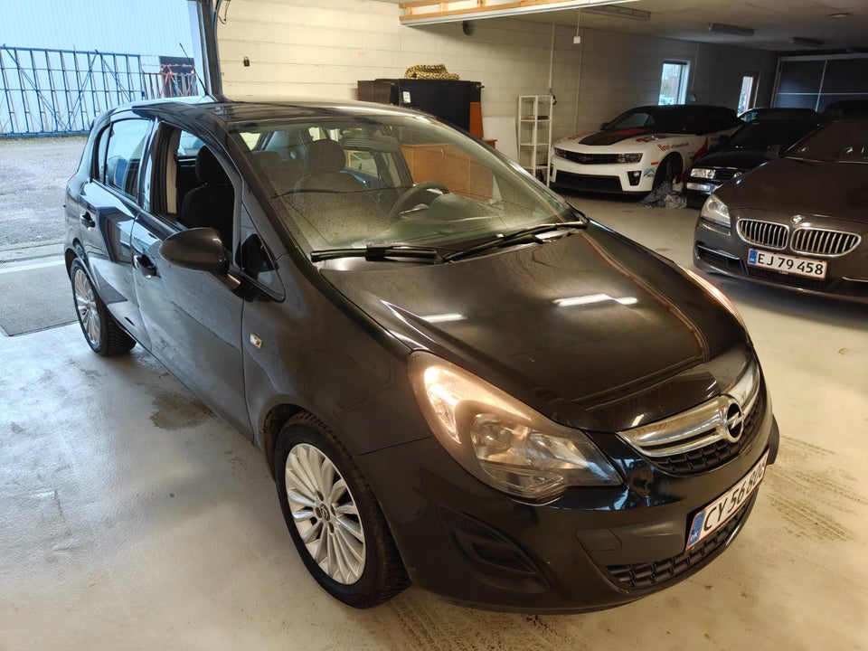 Opel Corsa 1,2 16V Cosmo 5d