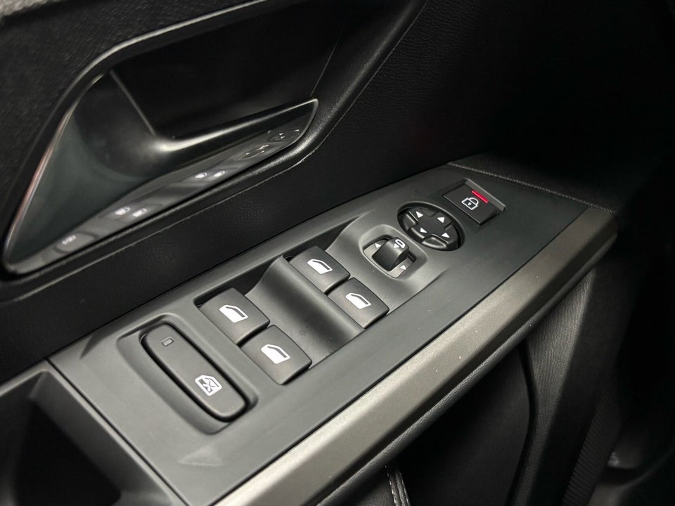 Peugeot e-3008 77 Allure 5d