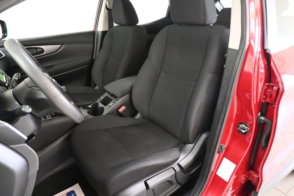 Nissan Qashqai 1,2 Dig-T 115 Visia 5d