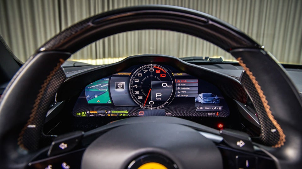 Ferrari SF90 Spider 4,0 DCT 2d