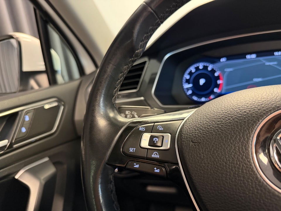 VW Tiguan 2,0 TSi 180 R-line DSG 4Motion 5d