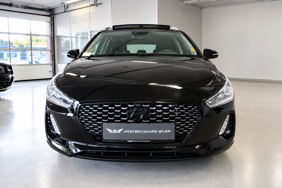 Hyundai i30 1,4 T-GDi Premium stc. DCT 5d