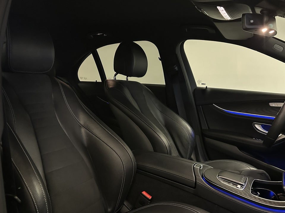 Mercedes E300 de 2,0 AMG Line aut. 4d