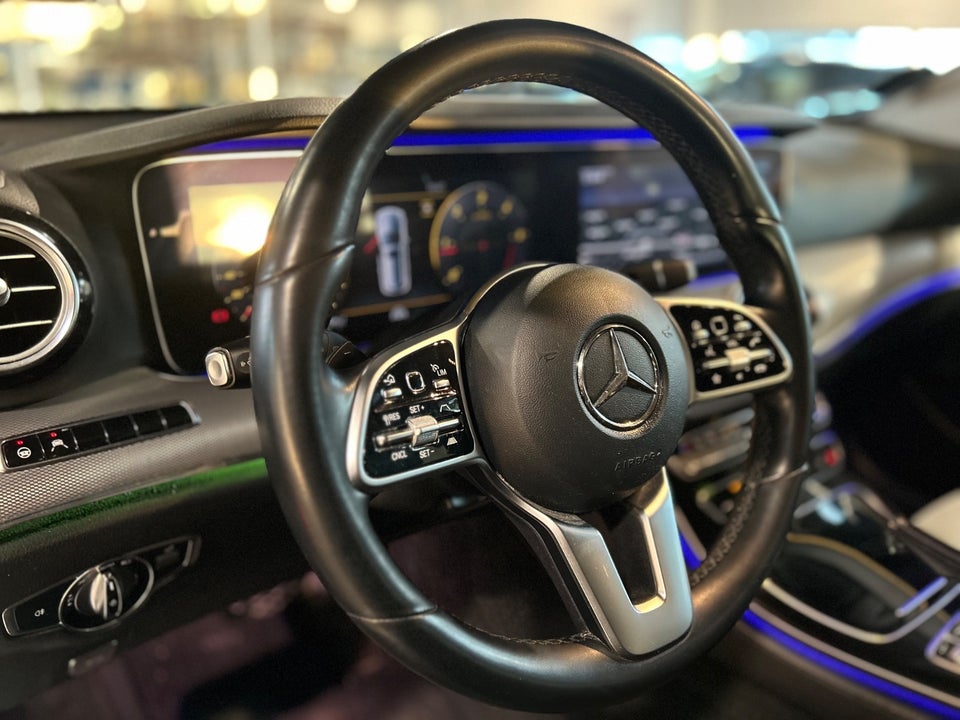 Mercedes E220 d 2,0 AMG Line stc. aut. 5d