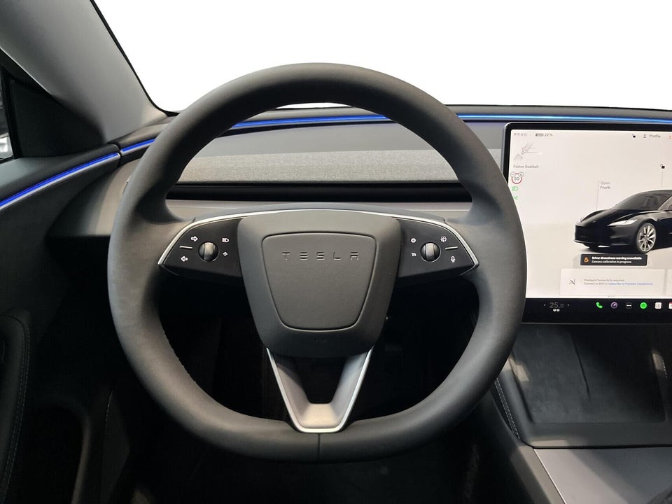 Tesla Model 3 Long Range AWD 4d