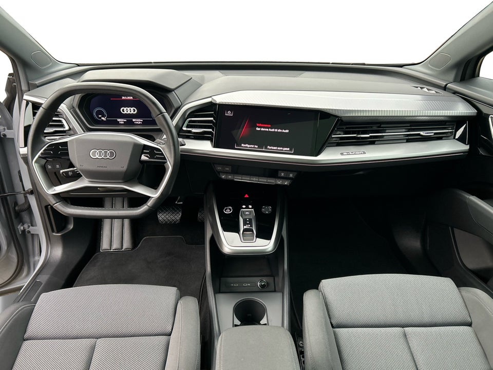 Audi Q4 e-tron 45 S-line quattro 5d