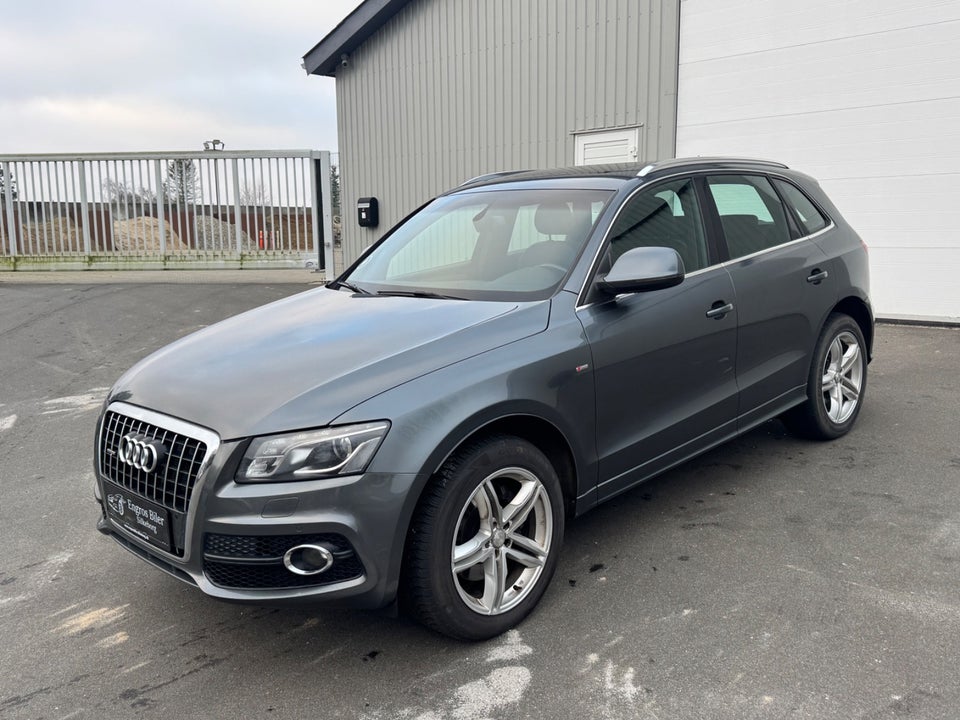 Audi Q5 3,0 TDi 240 S-line quattro S-tr. 5d