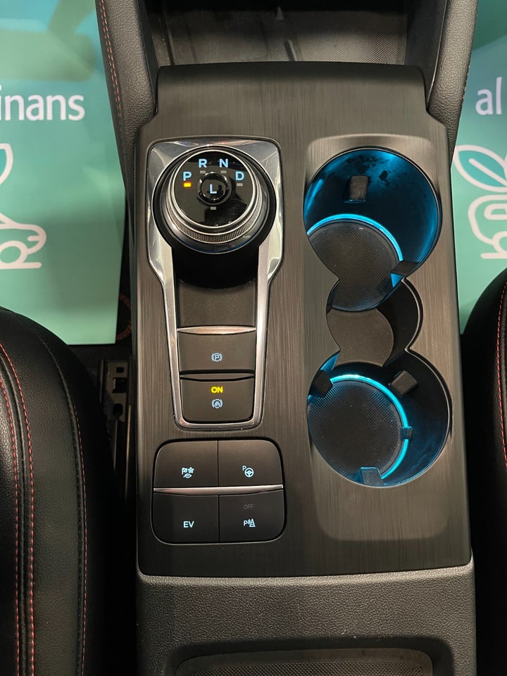 Ford Kuga 2,5 PHEV ST-Line X CVT 5d