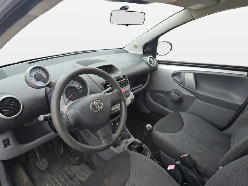 Toyota Aygo 1,0 Plus komfort 5d
