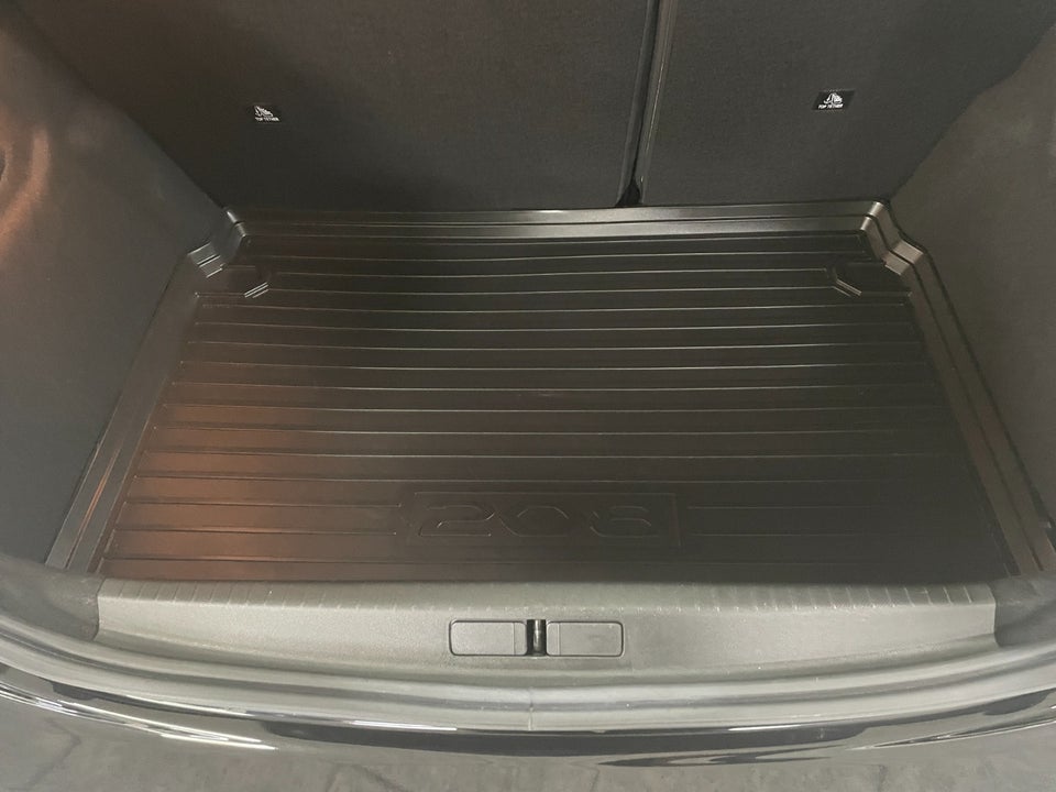 Peugeot 208 1,2 PureTech 100 Precision Pack 5d