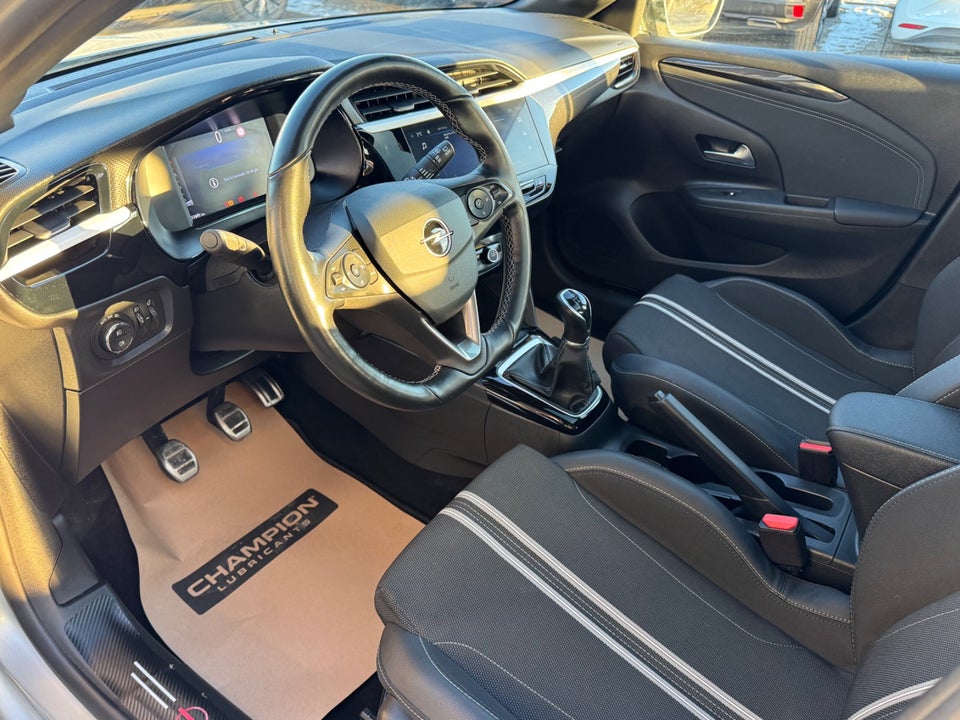 Opel Corsa 1,2 GS 5d