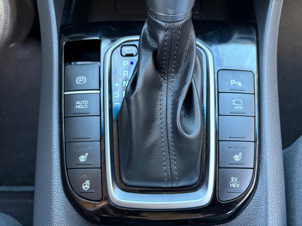 Hyundai Ioniq 1,6 HEV Trend DCT 5d