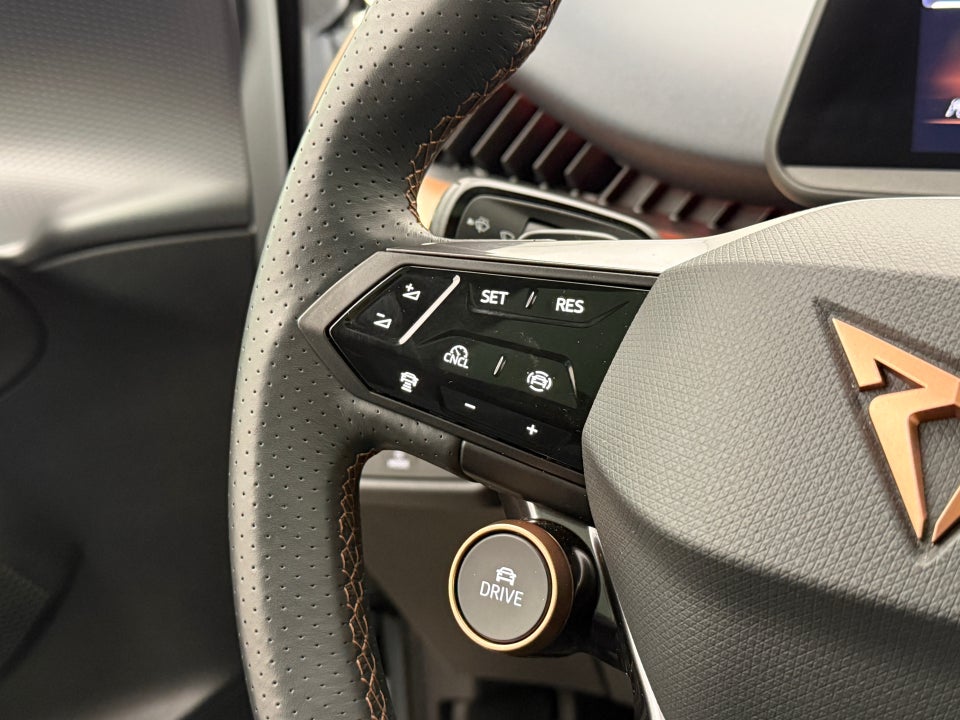 Cupra Tavascan 77 Adrenaline 5d