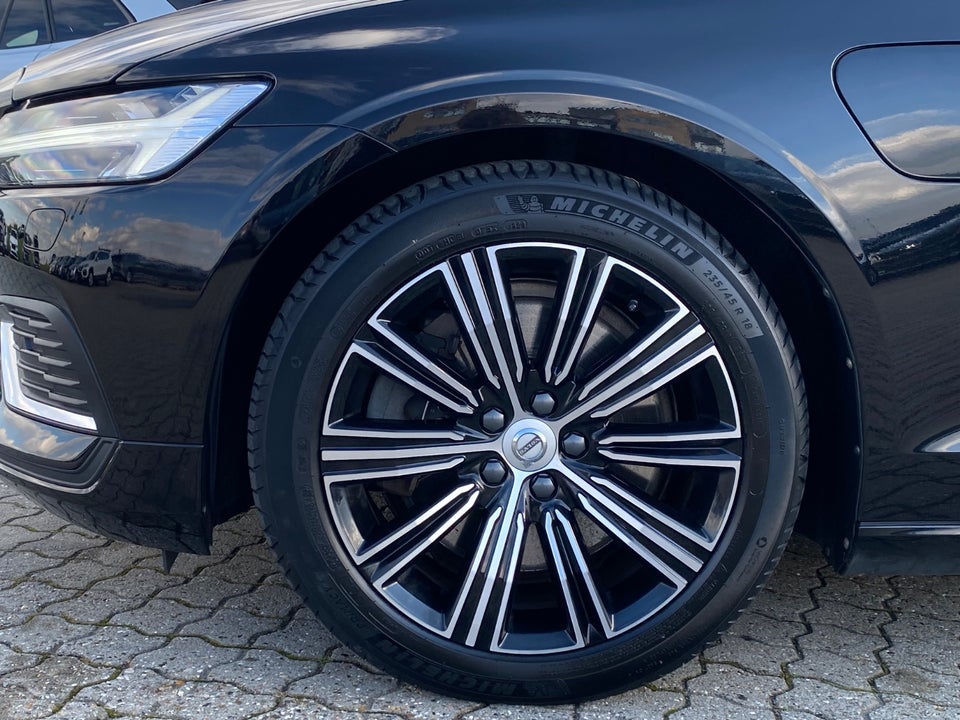 Volvo V60 2,0 T8 ReCharge Inscription aut. AWD 5d