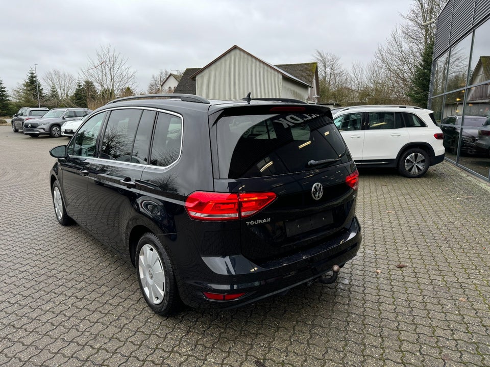 VW Touran 1,6 TDi 115 Comfortline 7prs 5d