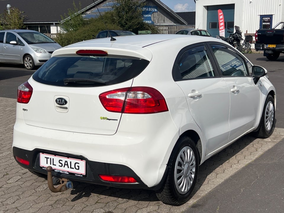 Kia Rio 1,2 CVVT Style+ 5d