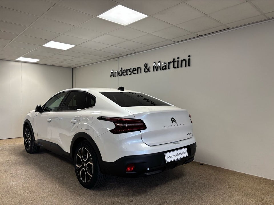 Citroën ë-C4 X 50 Shine 4d