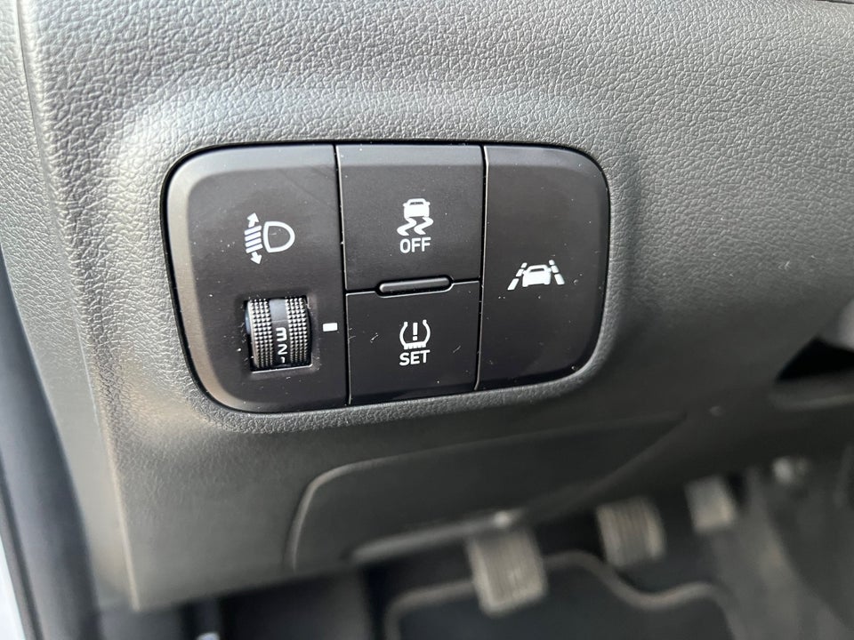 Hyundai i10 1,0 MPi Essential 5d